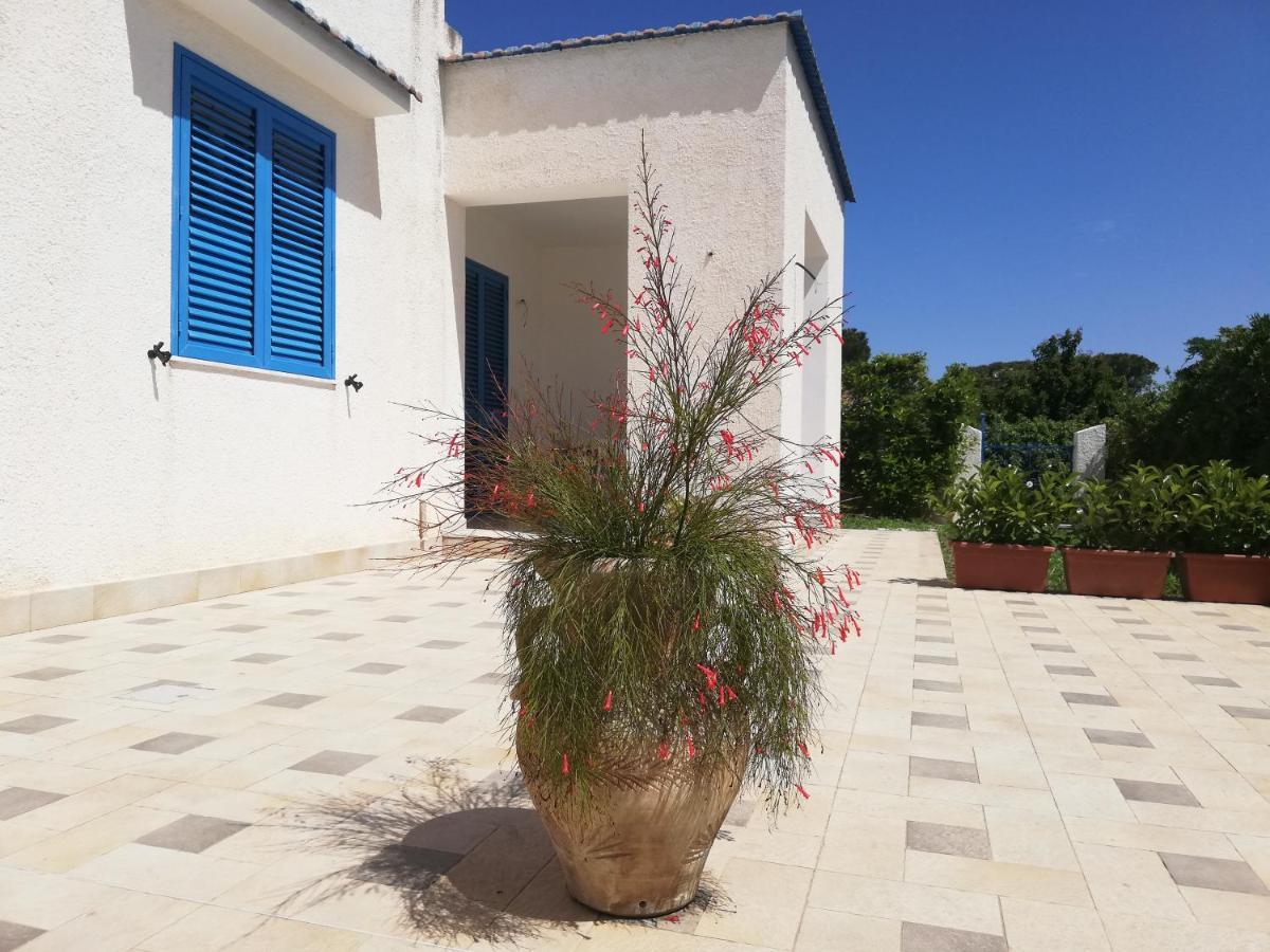 Le Stelle Di Orione Villa Fontane Bianche Exterior foto