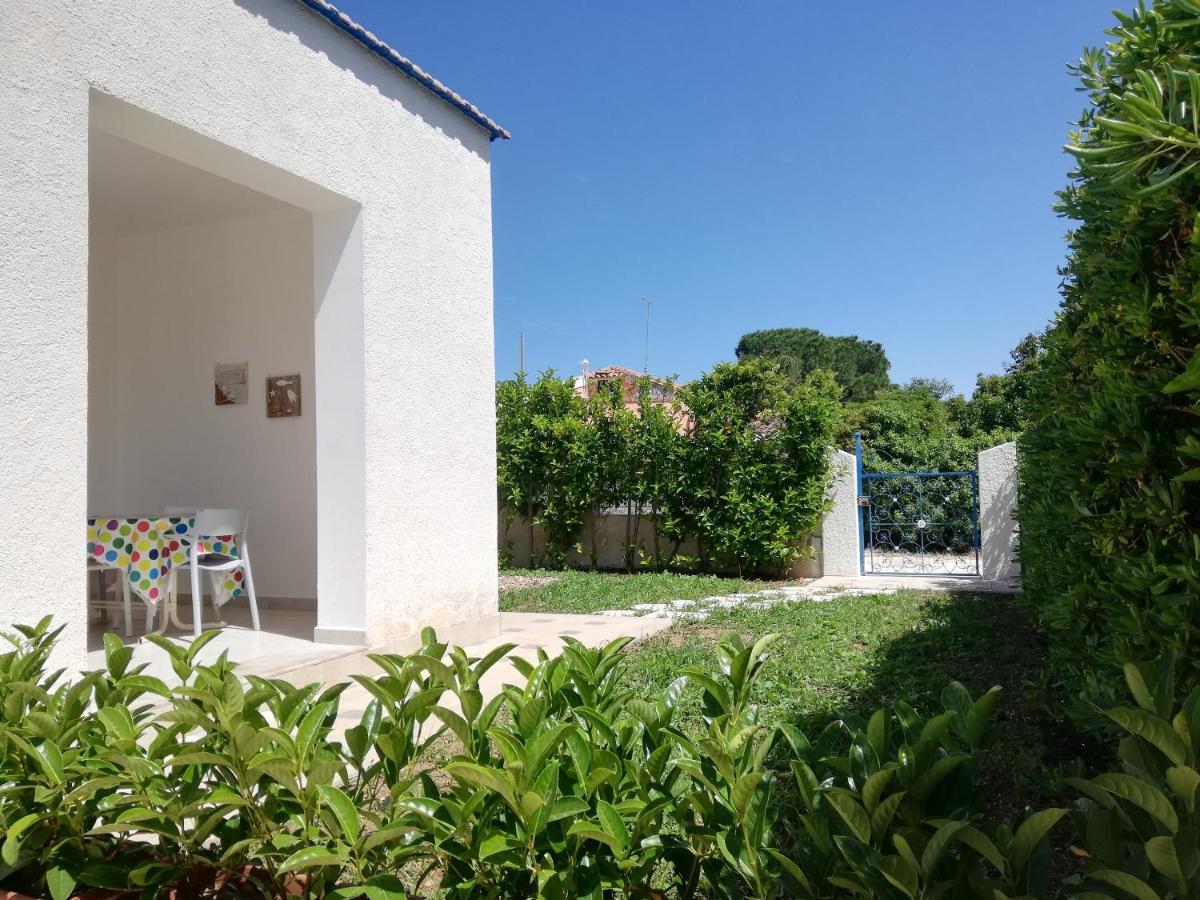 Le Stelle Di Orione Villa Fontane Bianche Exterior foto